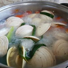 A picture of Clam Soup.