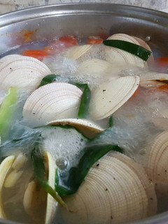 A picture of Clam Soup.