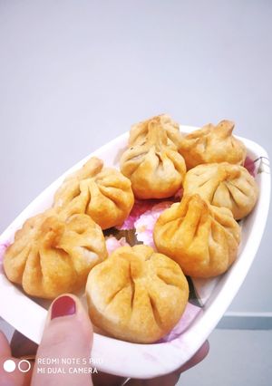 A picture of Fried modak.