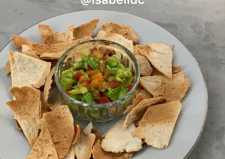 99. Baked Tortila Chips with Guacamole (Gluten Free)