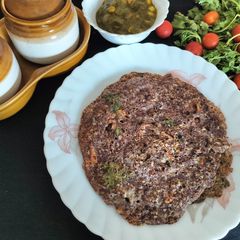 A picture of Ragi cheela.