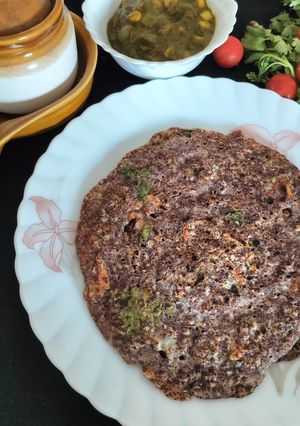 A picture of Ragi cheela.