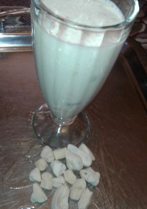 A picture of African milkshake.