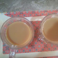 A picture of Kadak chai.