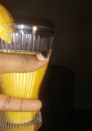 A picture of Mango juice.