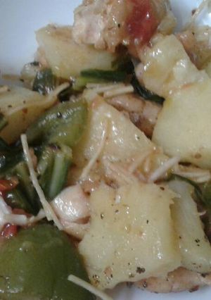 A picture of Sauted Pineapple -Chicken.