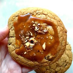 Snicker's bar inspired cookies A picture of Snicker's bar inspired cookies.