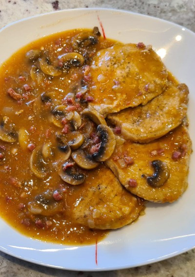 Una foto de Lomo de cerdo en salsa castellana