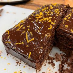 A picture of Moist and spongy Orange chocolate cake (using vegetable oil - no butter).