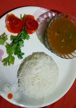 A picture of Rajma masala.