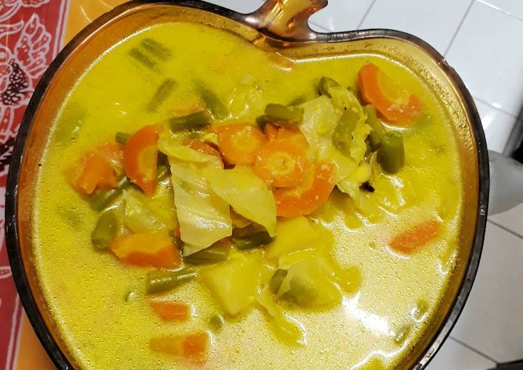 Resep Sayur Kare oleh food is mood Cookpad