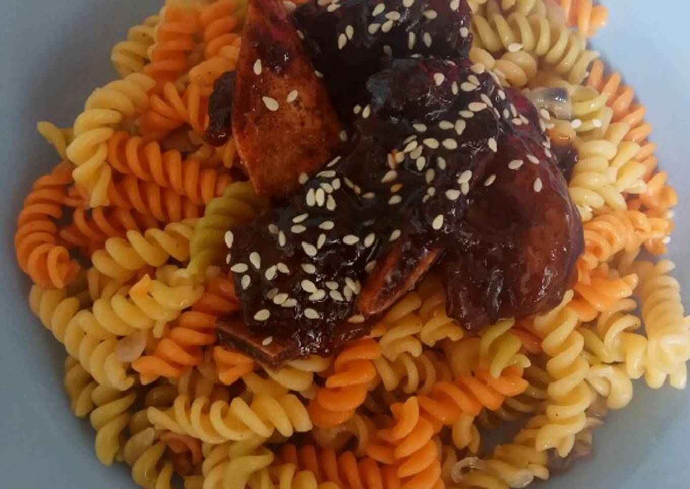 Fusilli dan Iga Panggang Madu
