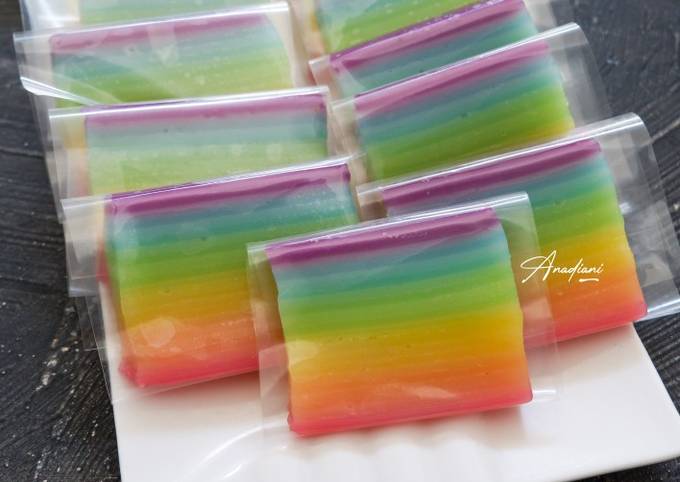 Resep Kue Lapis Sagu Rainbow Oleh Safs Oemar (Ana) - Cookpad