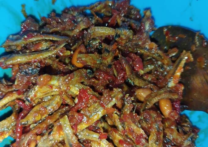 Cara bikin Kering teri krispi balado Cara bikin Kering teri krispi balado