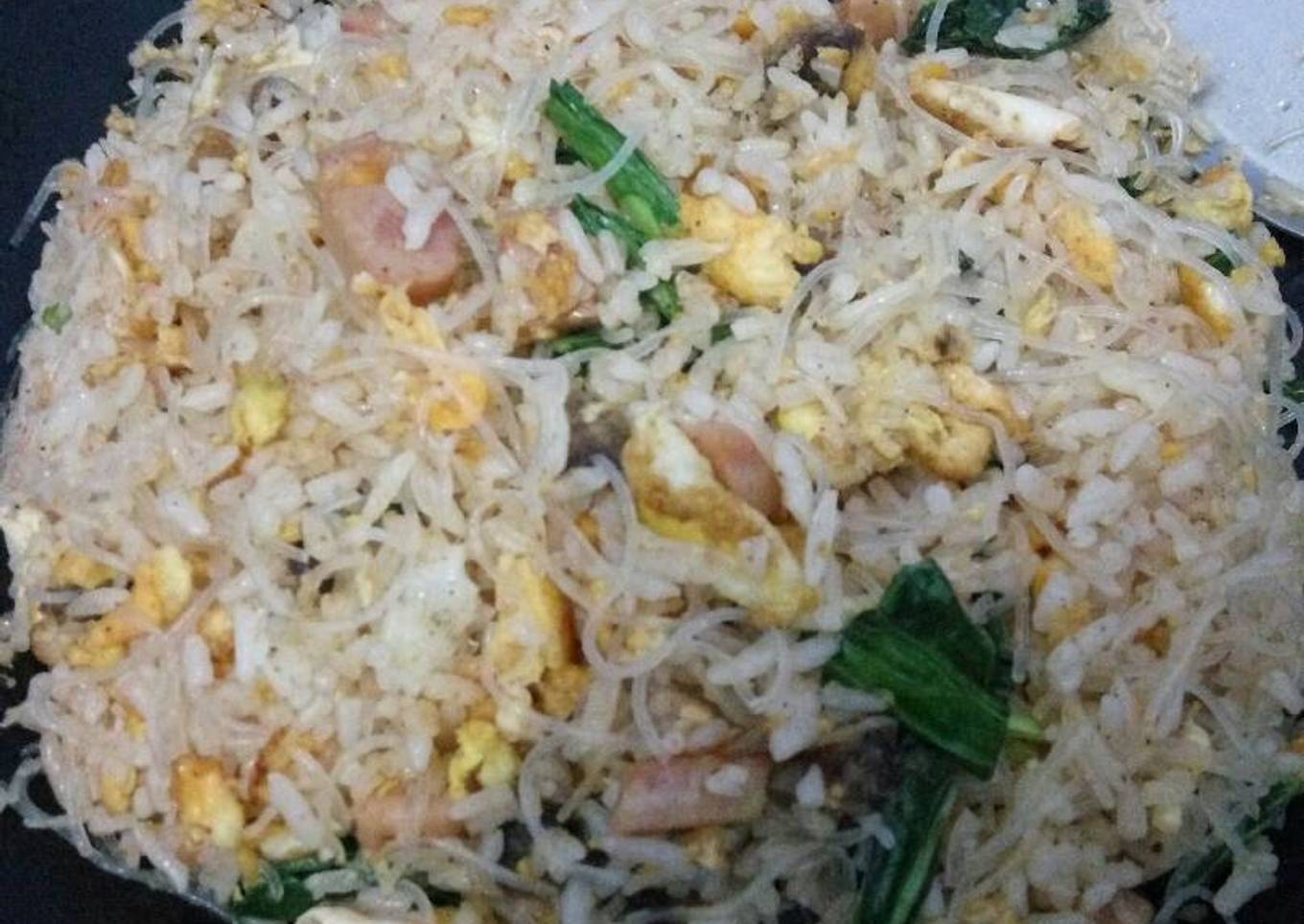 Nasi goreng bihun pork