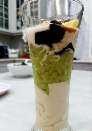 Hình của món Bánh lọt tàu hũ nước đường.