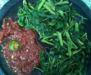 Gampangnya Memasak Rujak kangkung Yummy Mantul