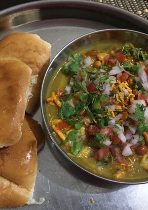 A picture of Ragda pav.