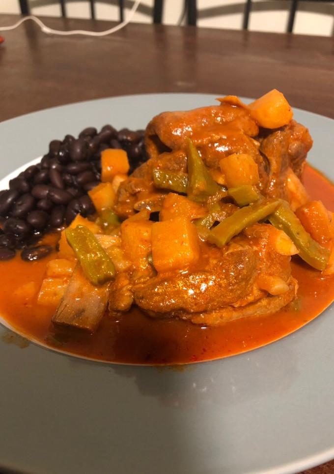 Una foto de Costillas de cerdo en adobo