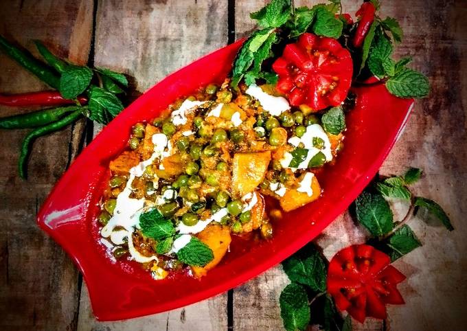 Recipe of Homemade Milki Malai Aloo Matar.