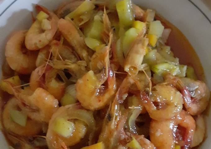 Resep Udang acar asam manis yang Lezat