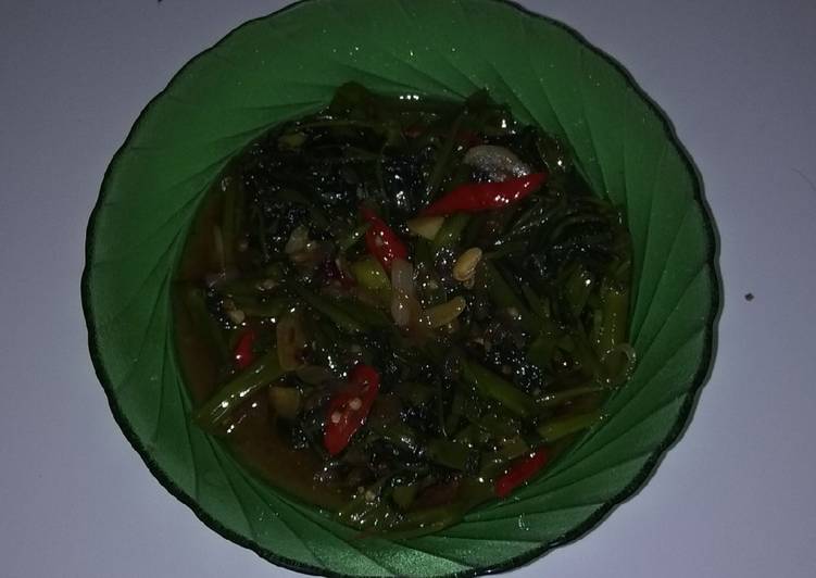 Bagaimana Menyiapkan Cah kangkung mantaaap, Enak Banget