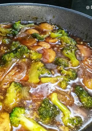 Foto resep Brokoli Cah Bakso