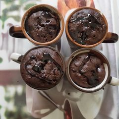 A picture of Hide and seek biscuit cup cakes.