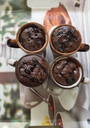 A picture of Hide and seek biscuit cup cakes.