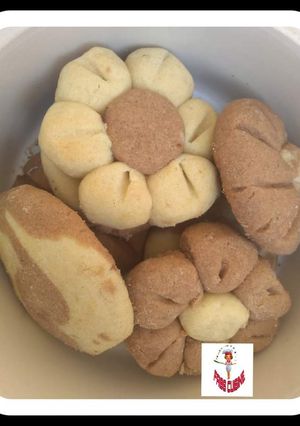 A picture of Butter cookies.