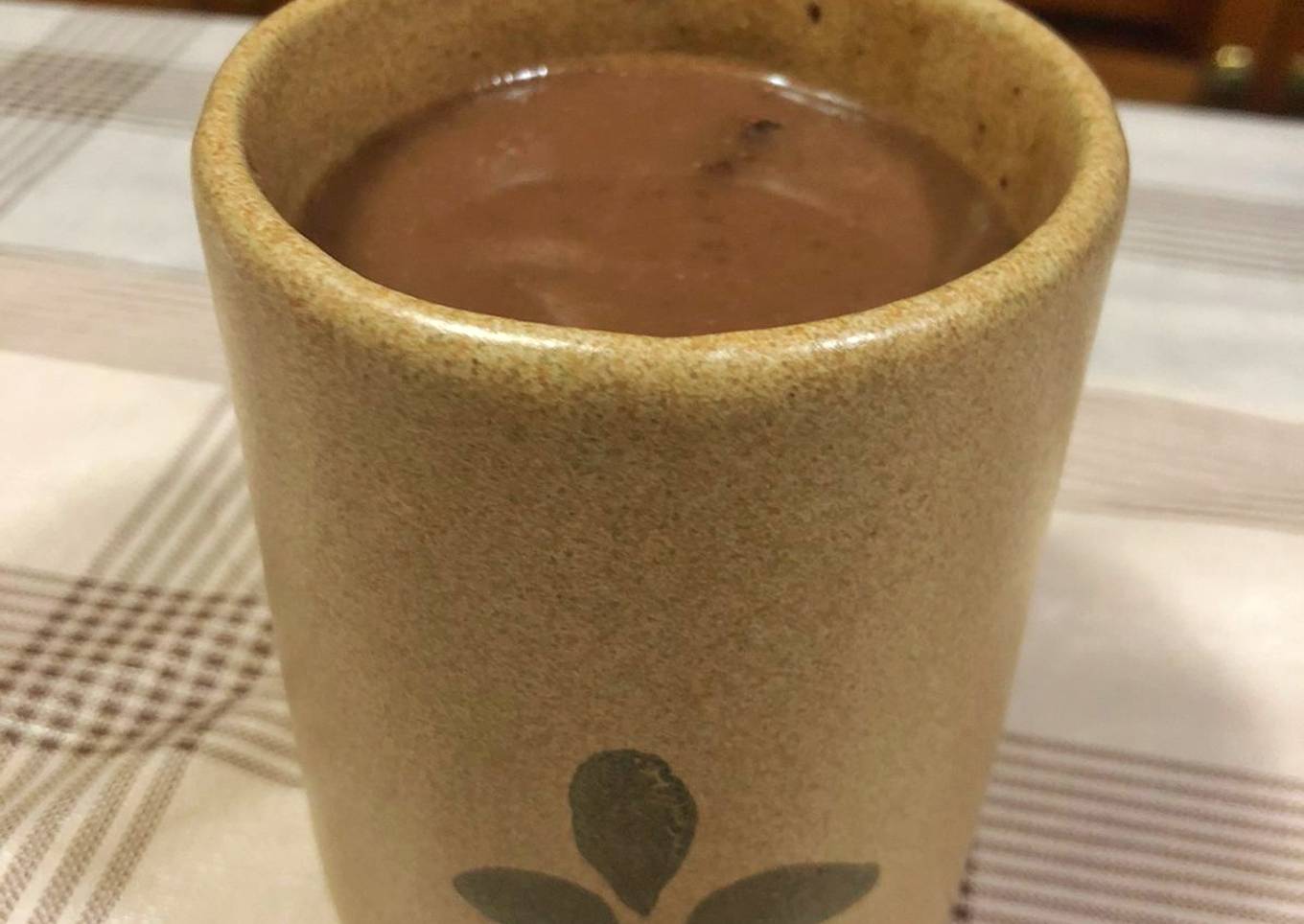 Champurrado con maíz y chocolate mexicano 🌾