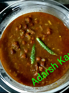 काले चने की तरीवाली सब्ज़ी (kale chane ki tariwali sabzi recipe in Hindi) रेसिपी मुख्य फोटो