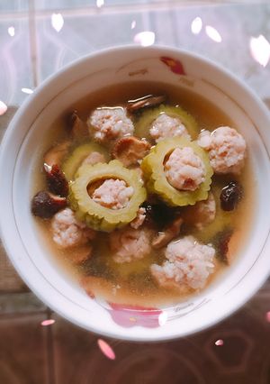 Hình của món Canh mướp đắng nhồi thịt.