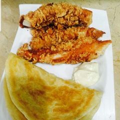 A picture of Fish fillet with garlic sauce 🍴.