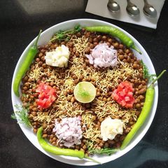 A picture of Chana chaat.