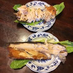 A picture of California Farm Deep Fried Trout and Sizzling Rice Soup.