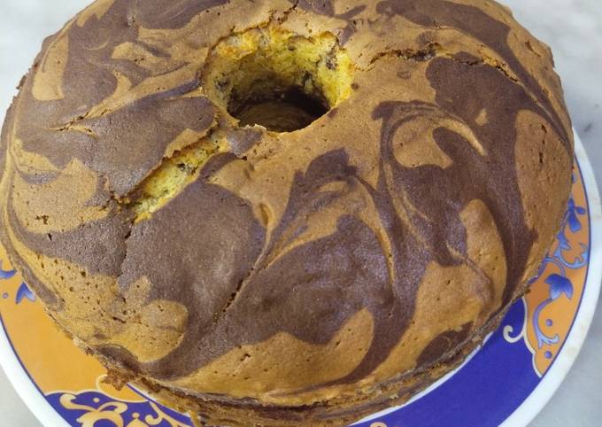 Resep Bolu Marmer Lembut Anti Gagal oleh yunita_guanni - Cookpad