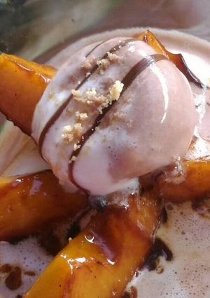 Foto resep Apel Saus Gula Jawa dengan Es Krim