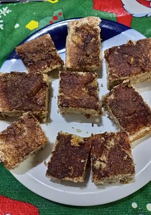 Una foto de Torta matera frutal y esponjosa 🍌🍎sin Tacc