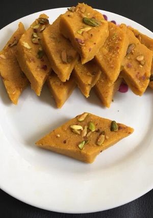 A picture of Mango coconut sweet.
