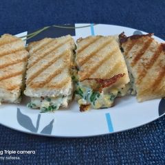 A picture of Grilled spinach and corn sandwich.