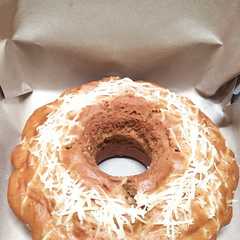 A picture of Bolu tape kukus.