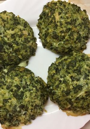 Una foto de Hamburguesas de pollo & espinacas