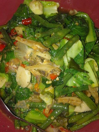 Cara Mudah Menyiapkan Resep Tumis ceciwis, kacang panjang teri jengki belah yang Lezat Sekali Anti Ribet, Uenak Banget