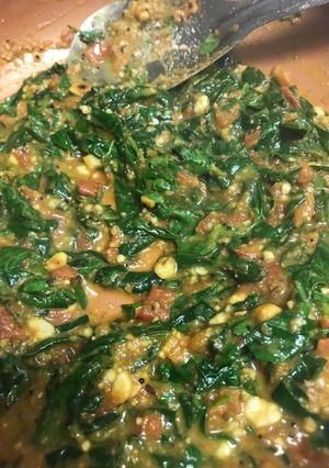 A picture of Tomato methi curry.