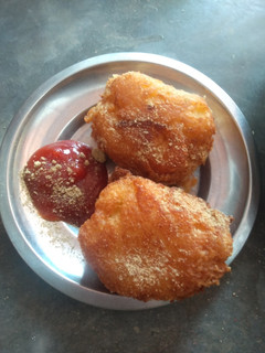 ब्रेड पकौड़े (bread pakode recipe in hindi) रेसिपी मुख्य फोटो