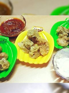 मोमोज (Momos recipe in Hindi) रेसिपी मुख्य फोटो