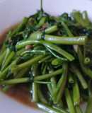 ผัดผักบุ้ง
