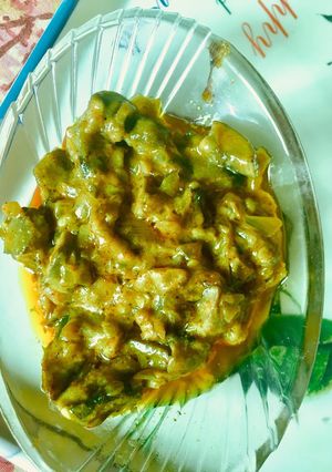 A picture of Mushroom gravy.