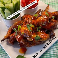 A picture of Air Fryer Buffalo Chicken Wings:.